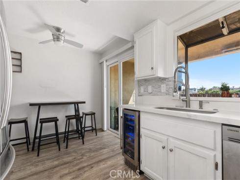 606 Lake 22 Street, Huntington Beach, CA