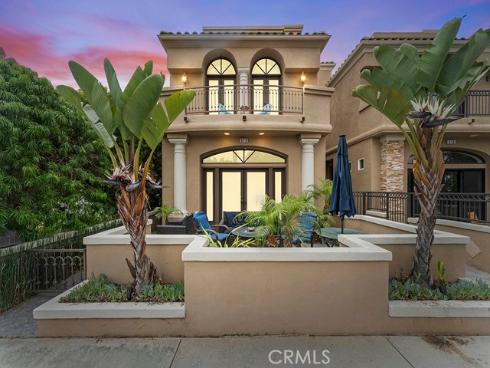 513 Pecan Ave , Huntington Beach, CA