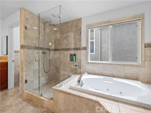 513 Pecan Ave , Huntington Beach, CA