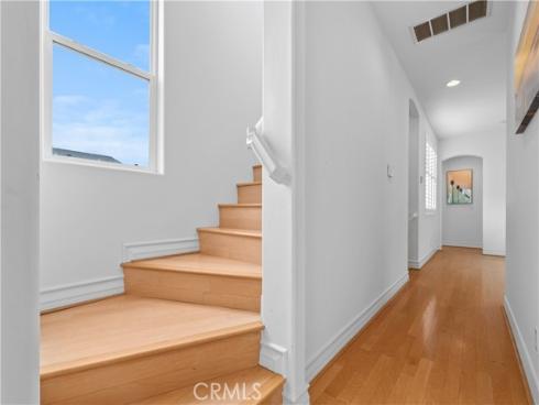 513 Pecan Ave , Huntington Beach, CA