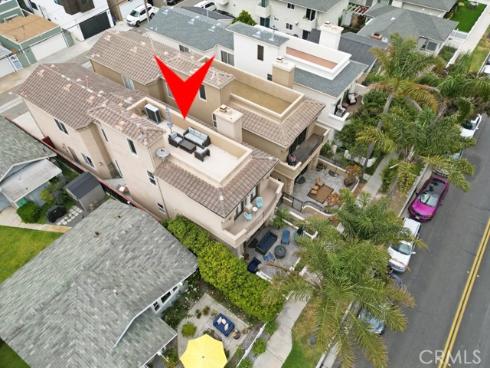513 Pecan Ave , Huntington Beach, CA