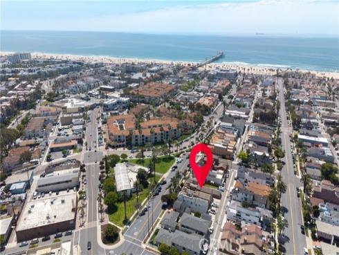 513 Pecan Ave , Huntington Beach, CA