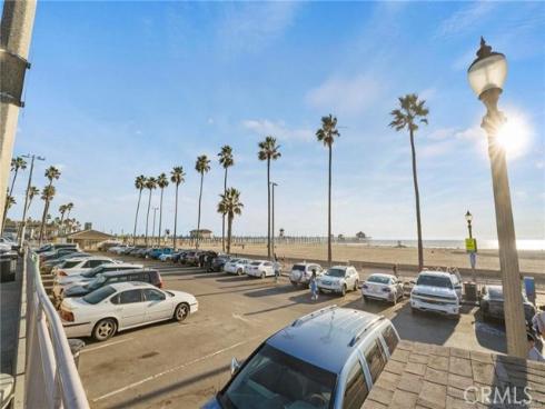 513 Pecan Ave , Huntington Beach, CA