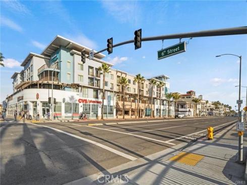 513 Pecan Ave , Huntington Beach, CA