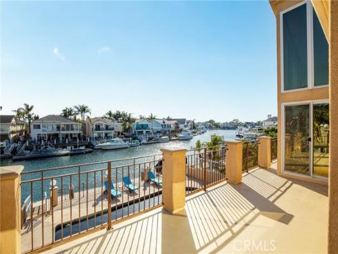 16181  Santa Barbara   Lane, Huntington Beach, CA