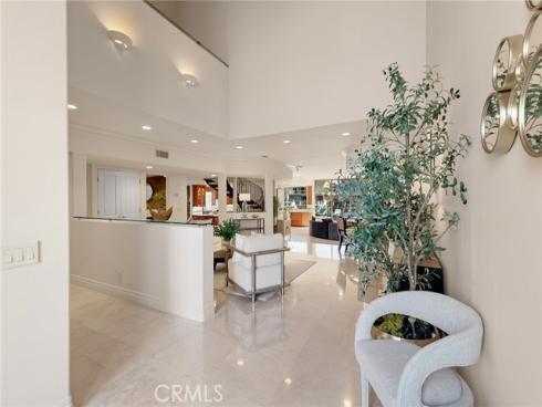 16181  Santa Barbara   Lane, Huntington Beach, CA