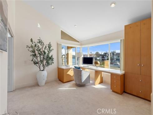 16181  Santa Barbara   Lane, Huntington Beach, CA