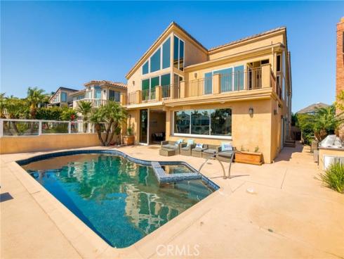16181  Santa Barbara   Lane, Huntington Beach, CA