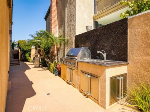 16181  Santa Barbara   Lane, Huntington Beach, CA