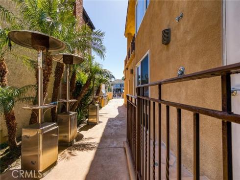 16181  Santa Barbara   Lane, Huntington Beach, CA