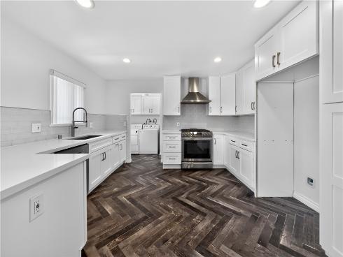 16191 Fairway , Huntington Beach, CA