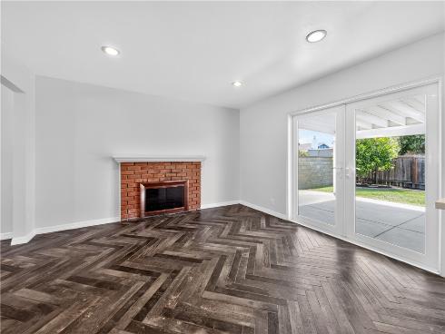 16191 Fairway , Huntington Beach, CA