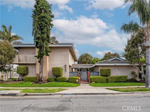 17188 Edgewater
