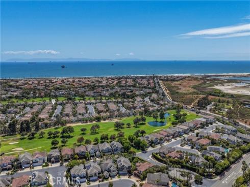 19076 Stonehurst , Huntington Beach, CA