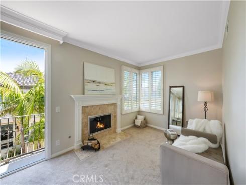 19076 Stonehurst , Huntington Beach, CA