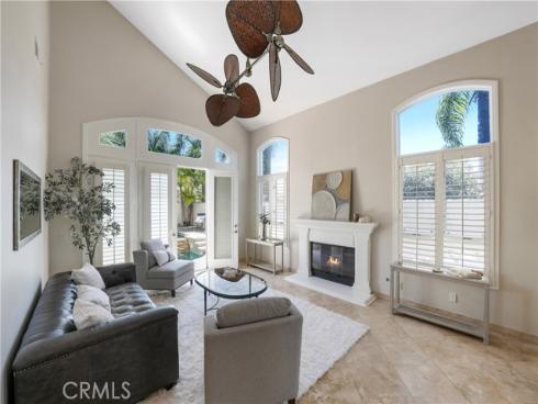 19076 Stonehurst , Huntington Beach, CA