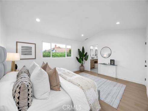 8792 Baywood Drive, Huntington Beach, CA