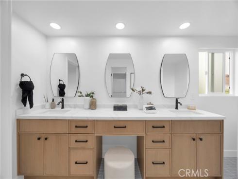 8792 Baywood Drive, Huntington Beach, CA