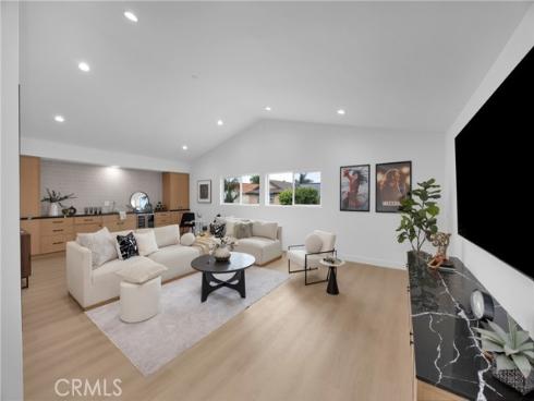 8792 Baywood Drive, Huntington Beach, CA