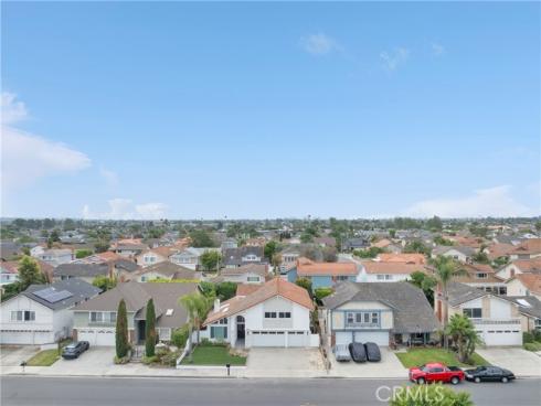 8792 Baywood Drive, Huntington Beach, CA