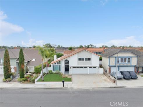 8792 Baywood Drive, Huntington Beach, CA