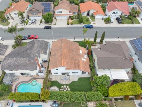8792 Baywood Drive, Huntington Beach, CA