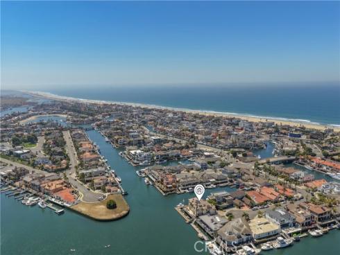 3352  Bounty  , Huntington Beach, CA