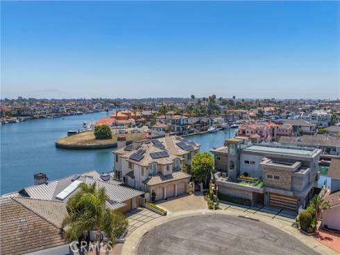 3352 Bounty , Huntington Beach, CA