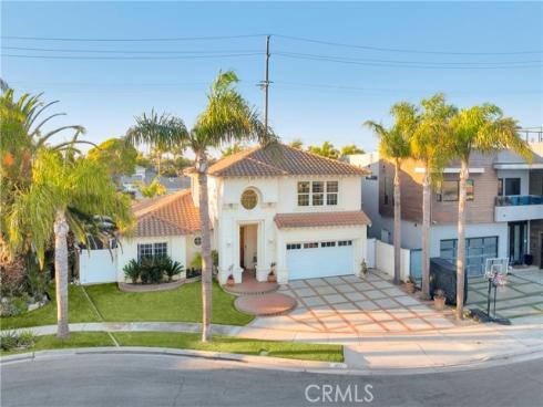 9112 Playa Drive, Huntington Beach, CA