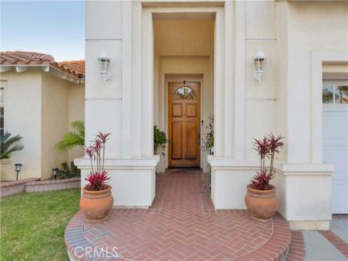 9112 Playa Drive, Huntington Beach, CA