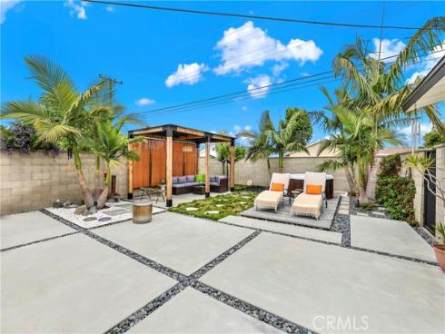 8401 Indianapolis , Huntington Beach, CA