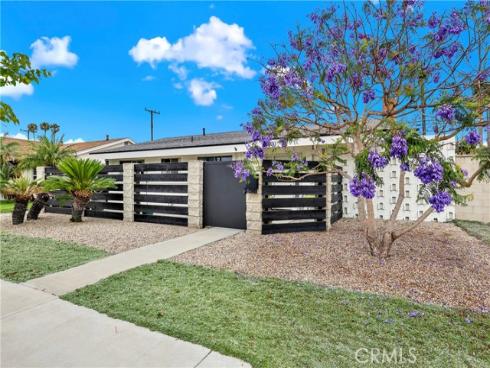 8401 Indianapolis , Huntington Beach, CA