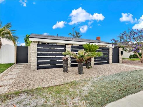 8401 Indianapolis , Huntington Beach, CA