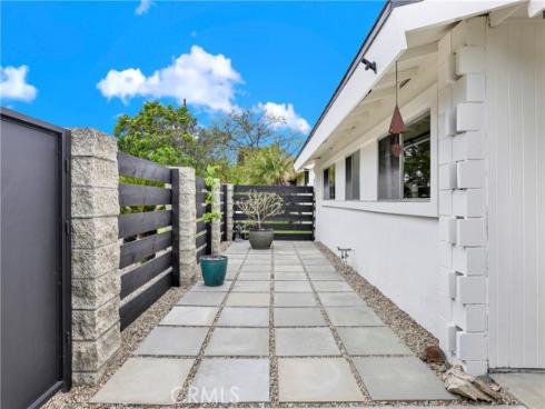 8401 Indianapolis , Huntington Beach, CA