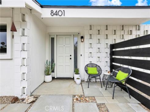 8401 Indianapolis , Huntington Beach, CA