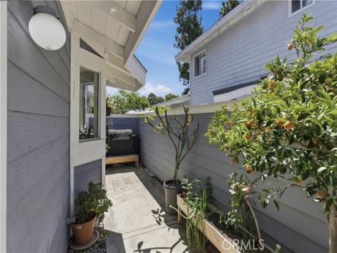 19116 Queensport E Lane, Huntington Beach, CA