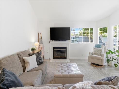 19116 Queensport E Lane, Huntington Beach, CA