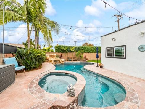 15001 Victoria , Huntington Beach, CA