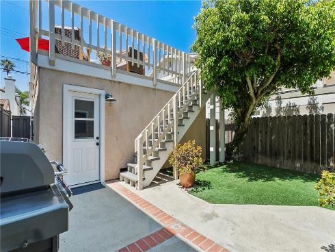 223 14th Street, Huntington Beach, CA