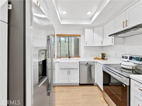 8933 Biscayne 220B Court, Huntington Beach, CA