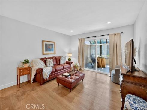 8933 Biscayne 220B Court, Huntington Beach, CA