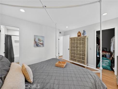 8933 Biscayne 220B Court, Huntington Beach, CA