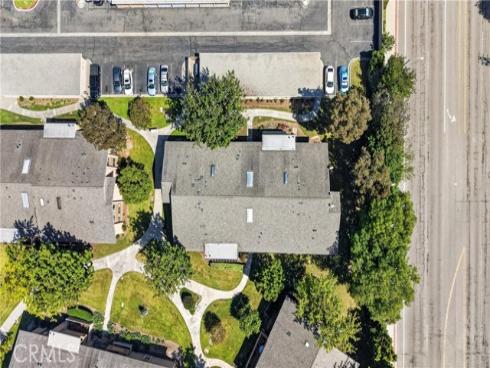 8933 Biscayne 220B Court, Huntington Beach, CA