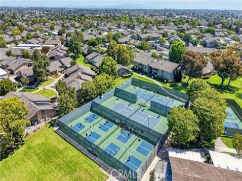 8933 Biscayne 220B Court, Huntington Beach, CA