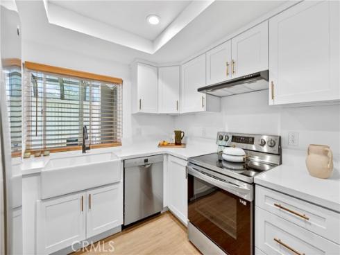 8933 Biscayne 220B Court, Huntington Beach, CA