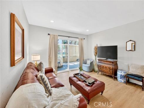 8933 Biscayne 220B Court, Huntington Beach, CA