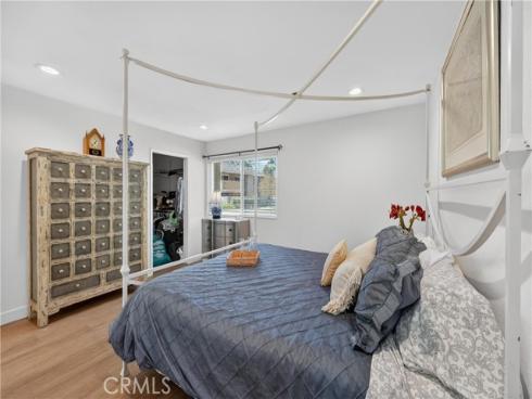 8933 Biscayne Court, Huntington Beach, CA