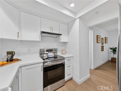 8933 Biscayne Court, Huntington Beach, CA