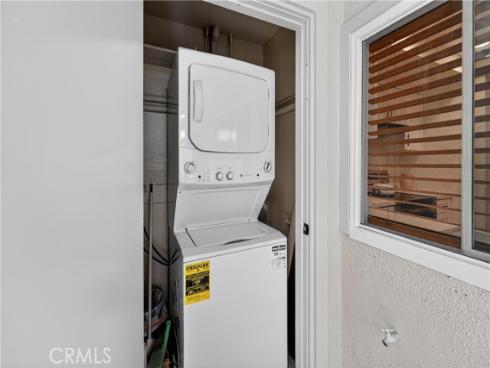 8933 Biscayne Court, Huntington Beach, CA