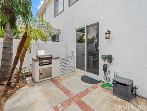 7635  Park Field   Circle, Huntington Beach, CA